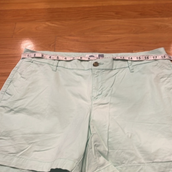 Old navy women’s mint green color shorts size 14 - Picture 6 of 10